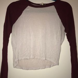 Long sleeve maroon cropped baseball T